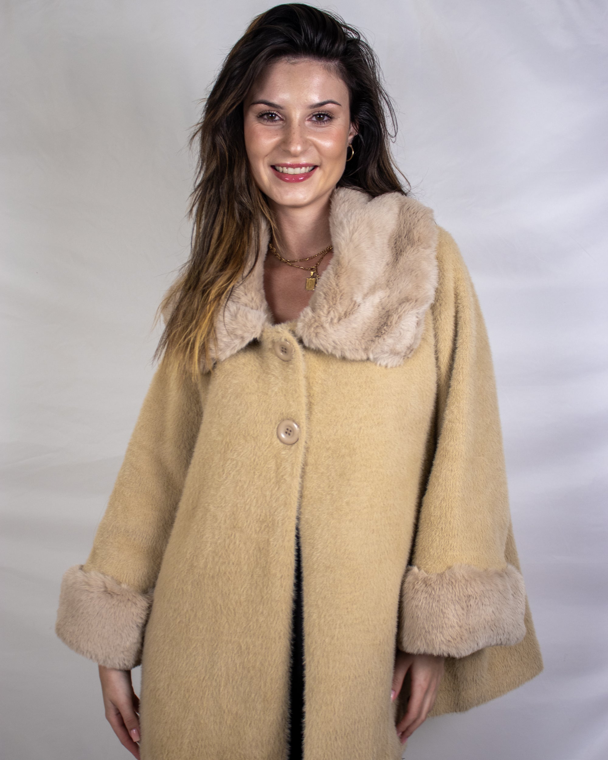 Casaco de Pêlo Bege