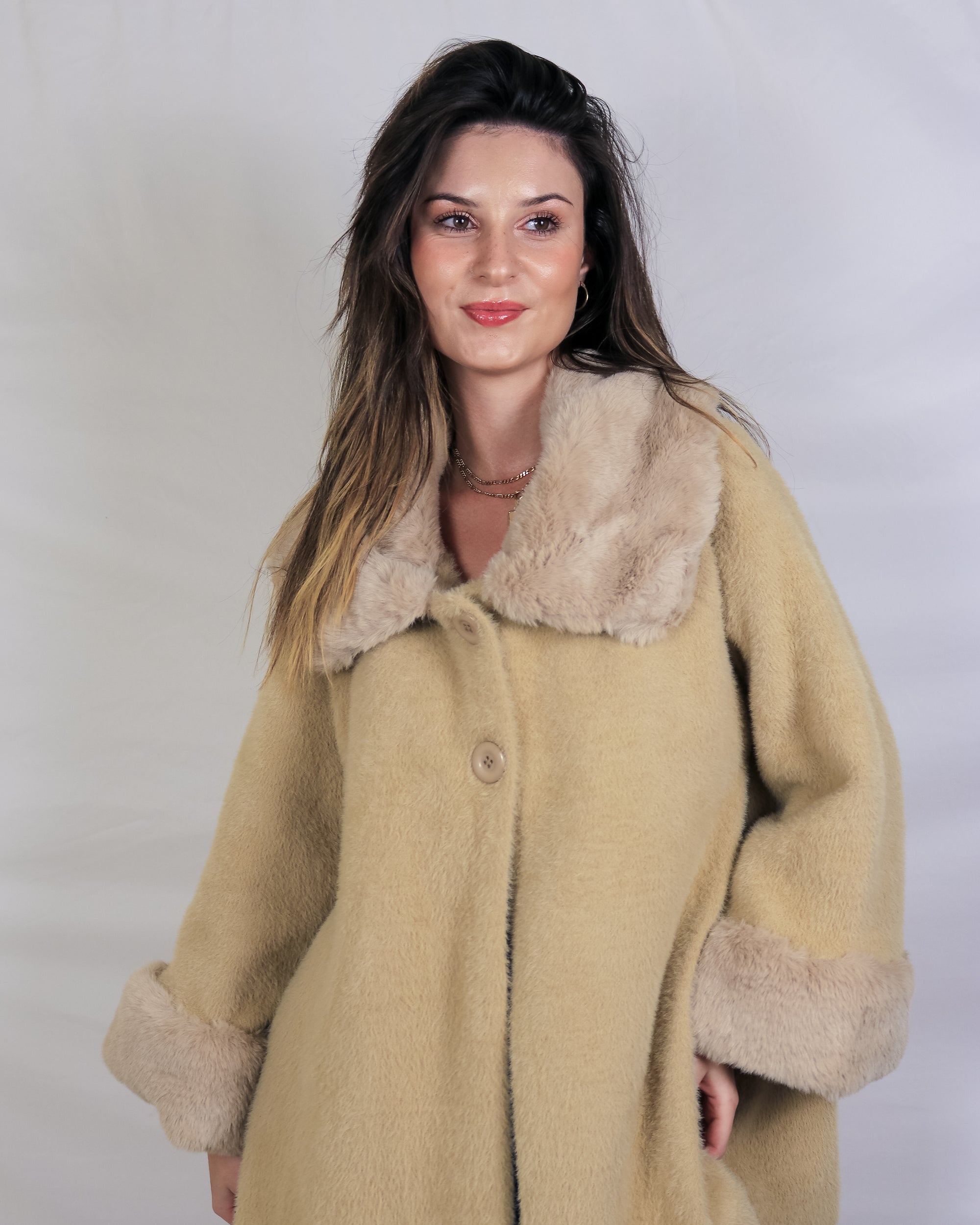 Casaco de Pêlo Bege