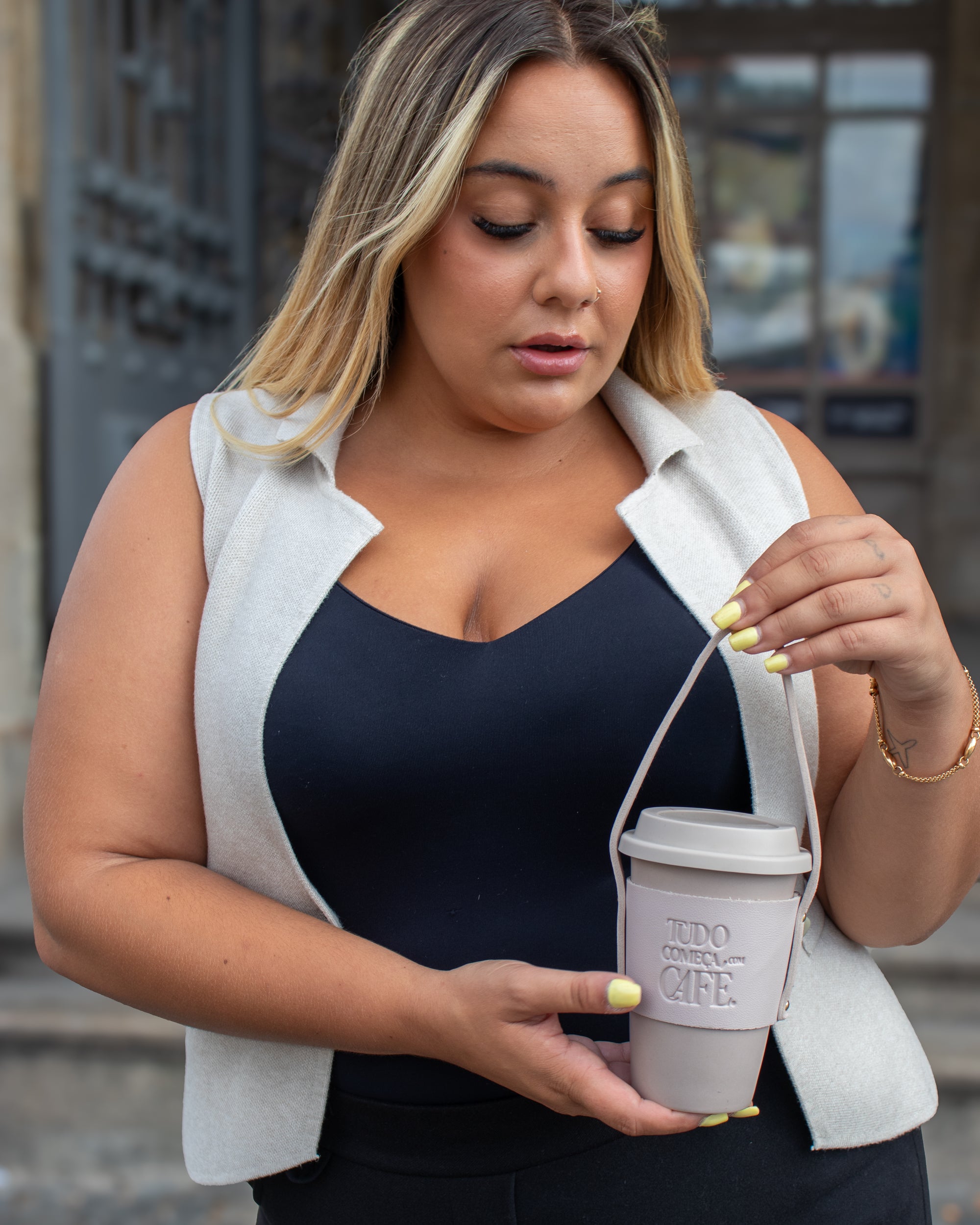 Copo de Café em Cerâmica