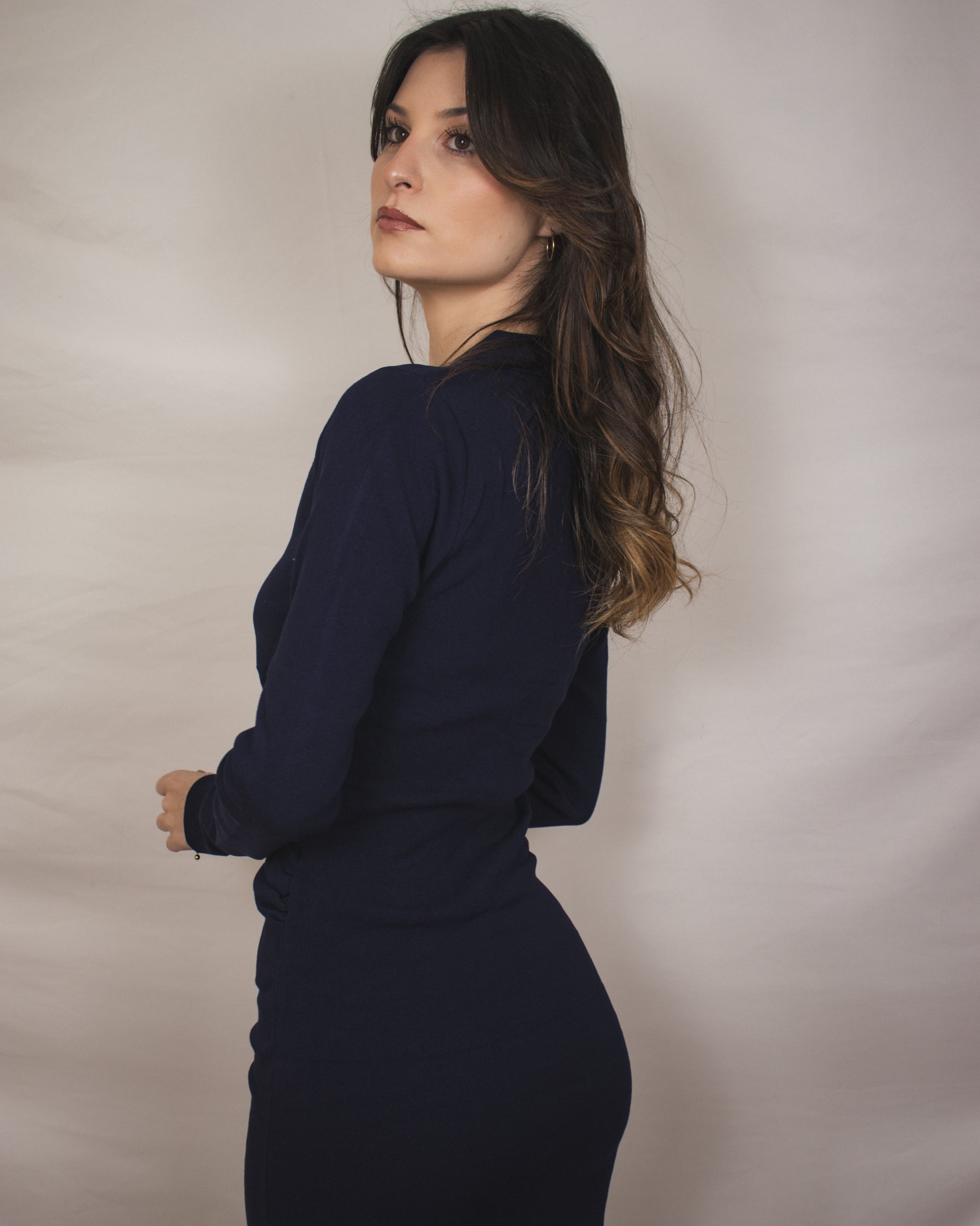 Vestido Feminino com Botões Dourados