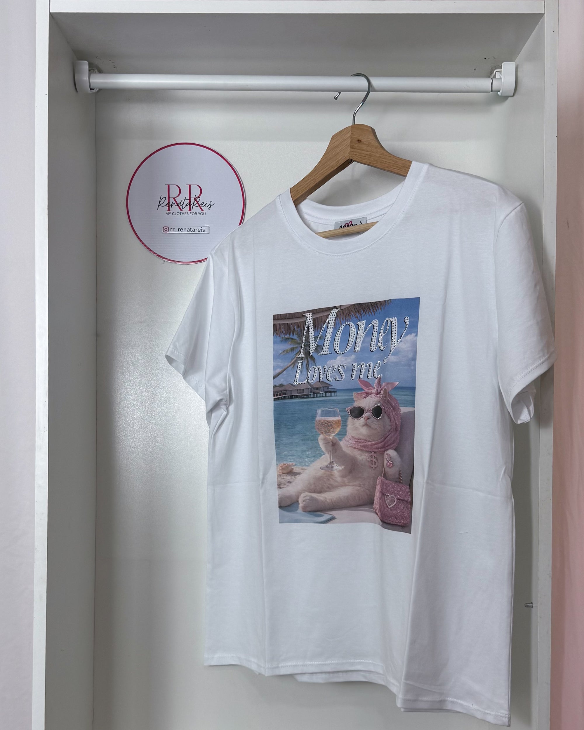 T-shirt Loves me
