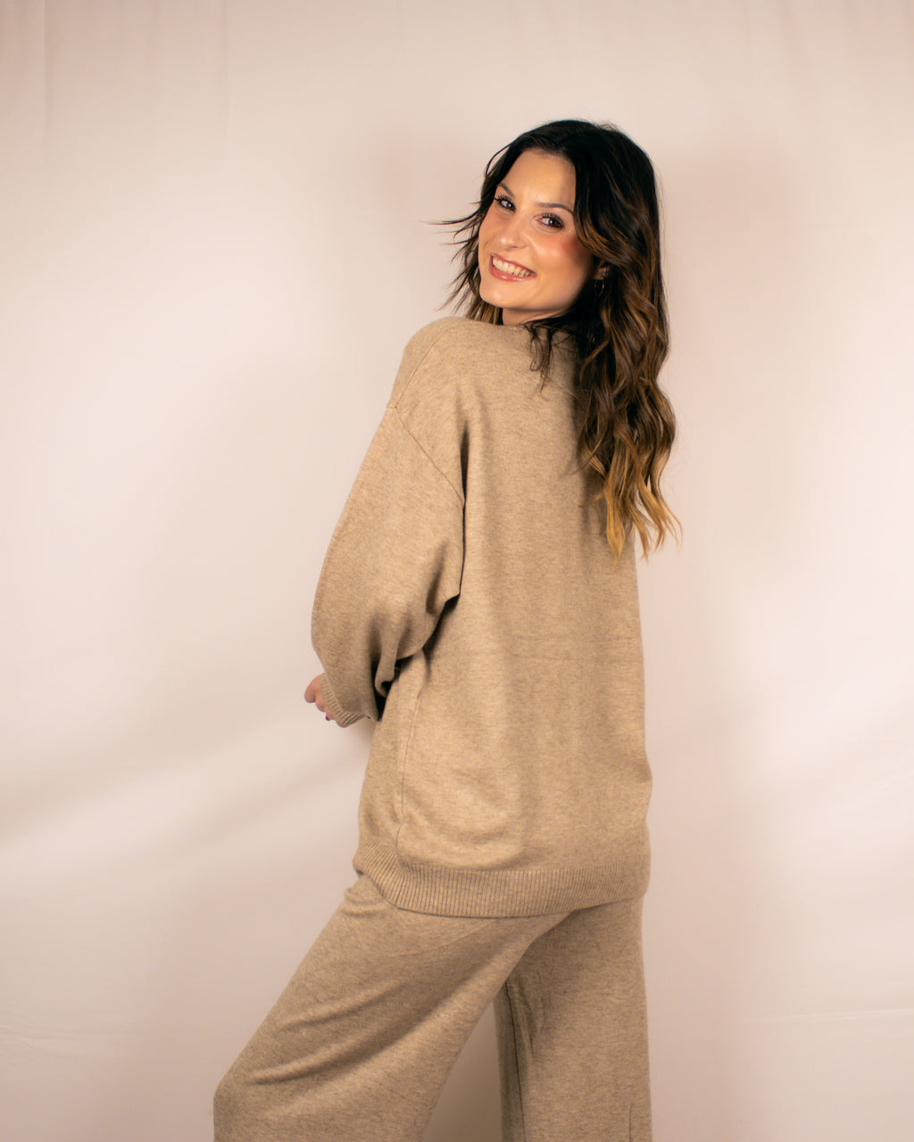 Conjunto confortável bege