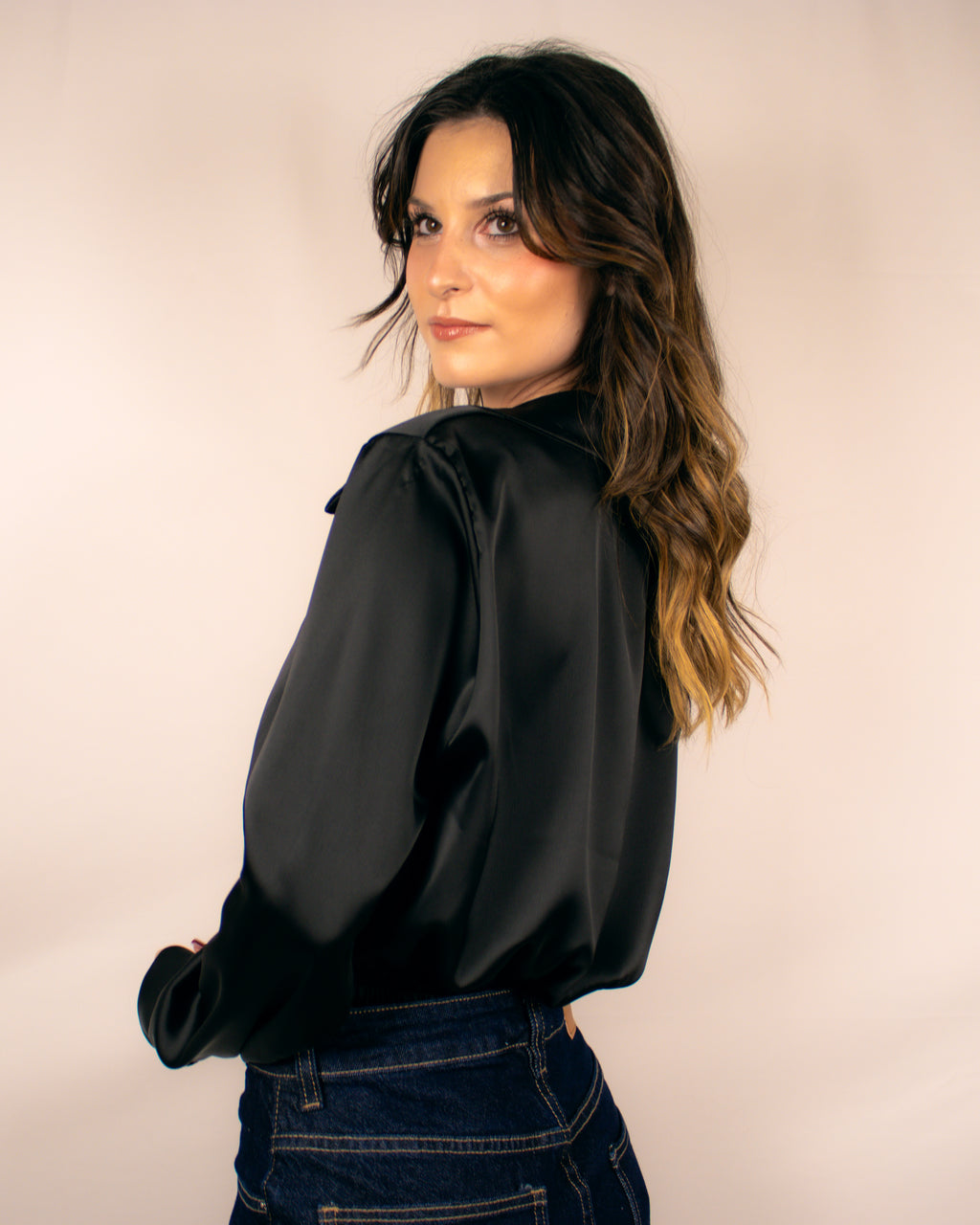 Camisa Preta com botões