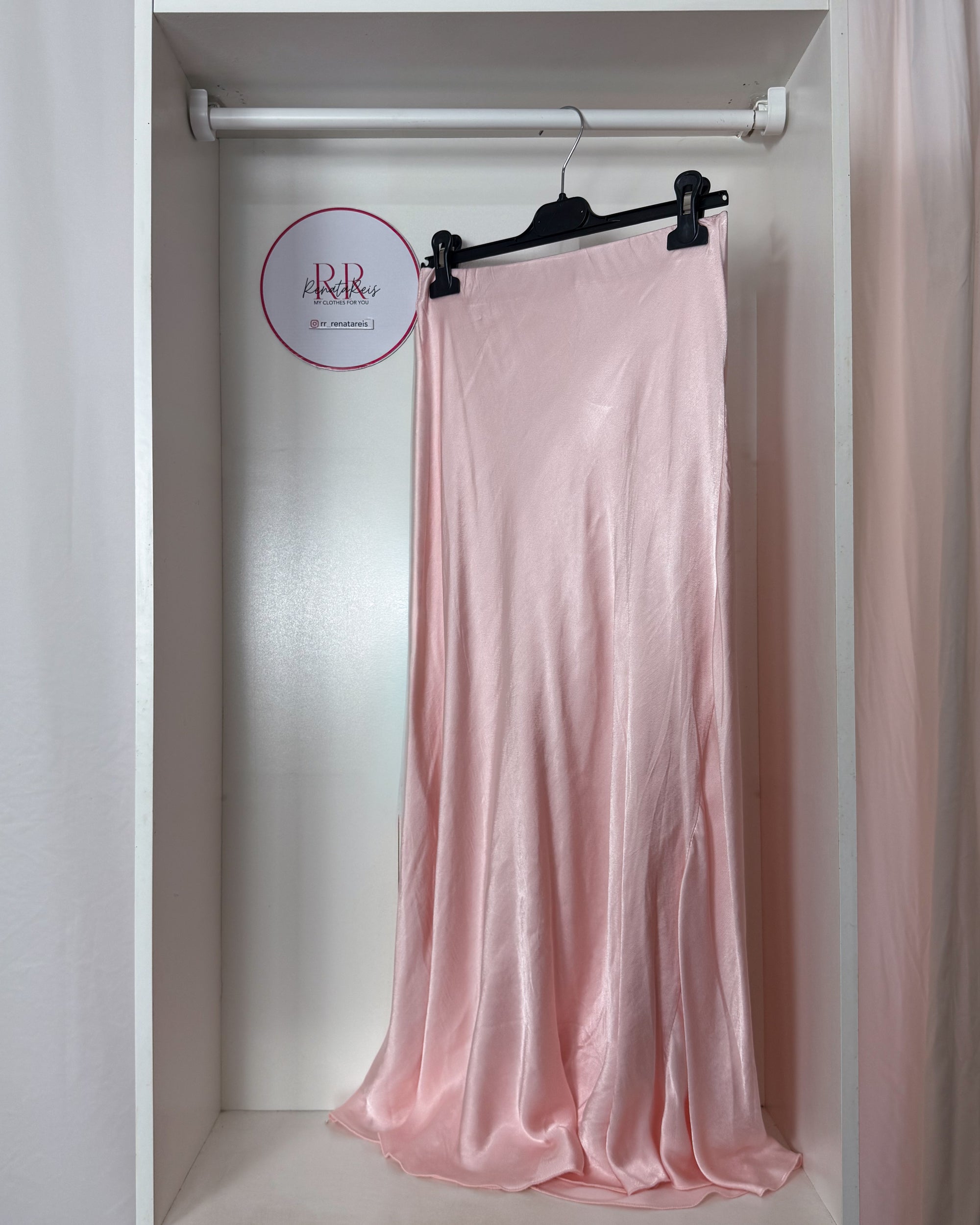Saia cetim cor-de-rosa