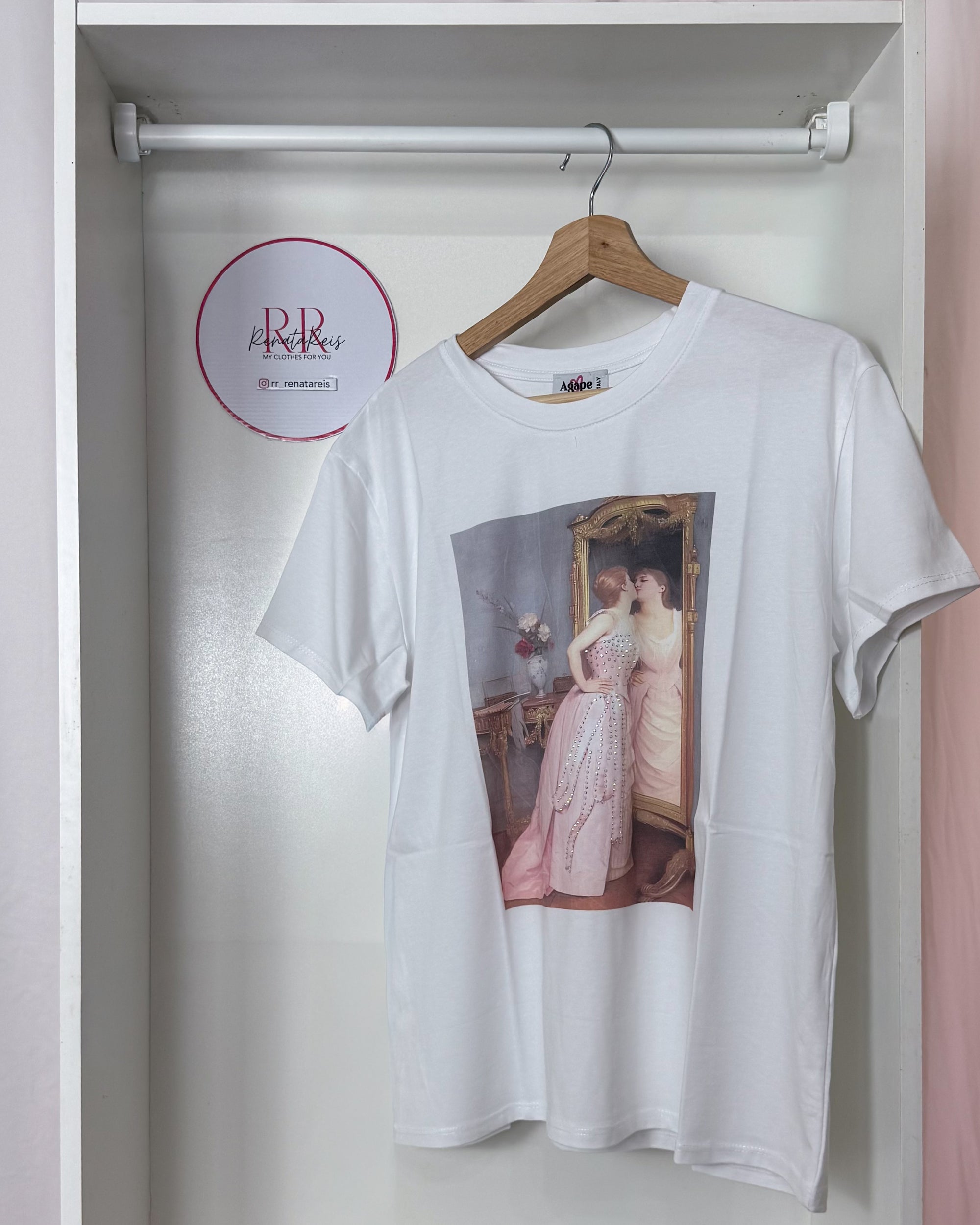 T-shirt Mirror
