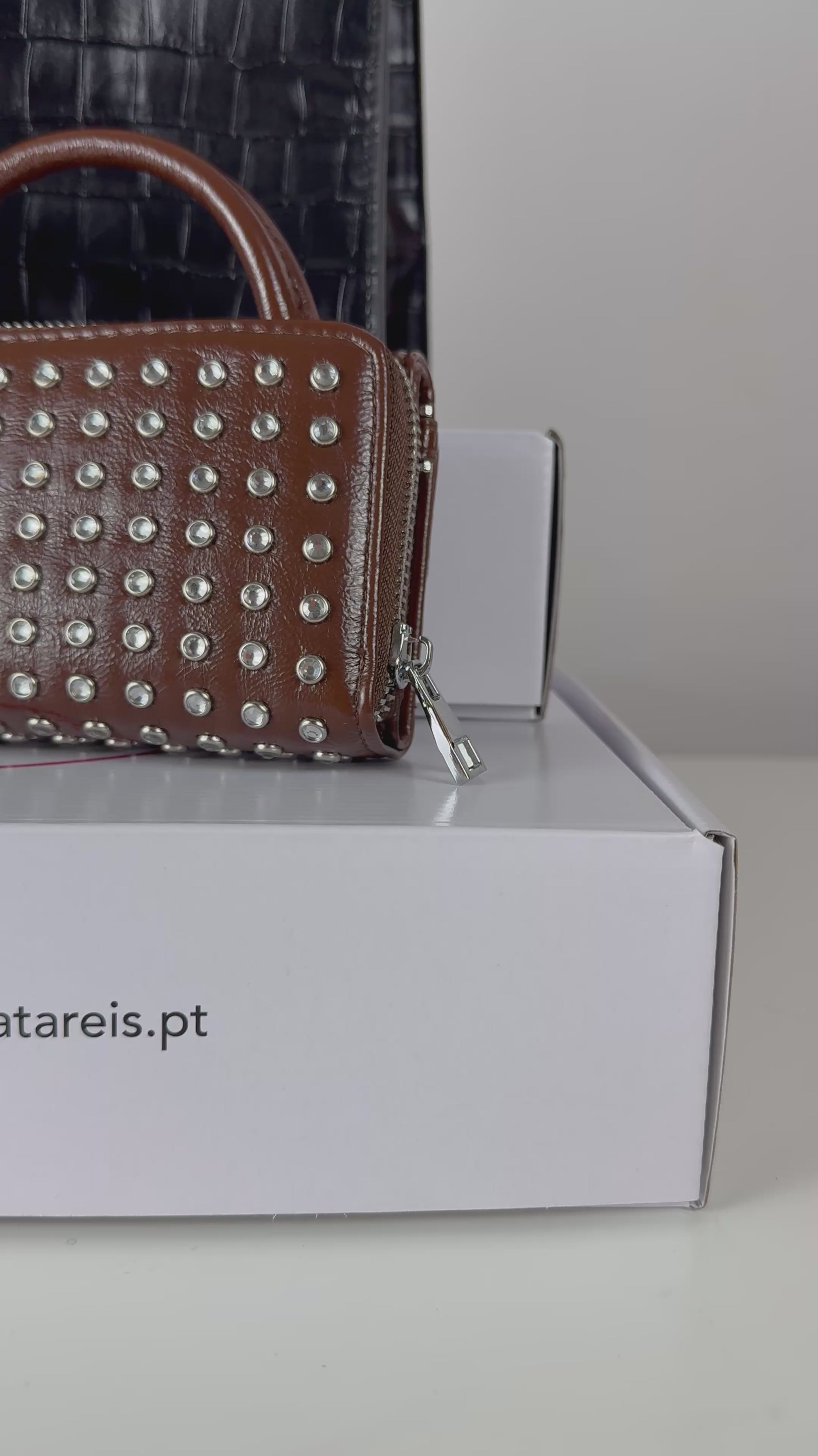 Mala Castanha com Tachas